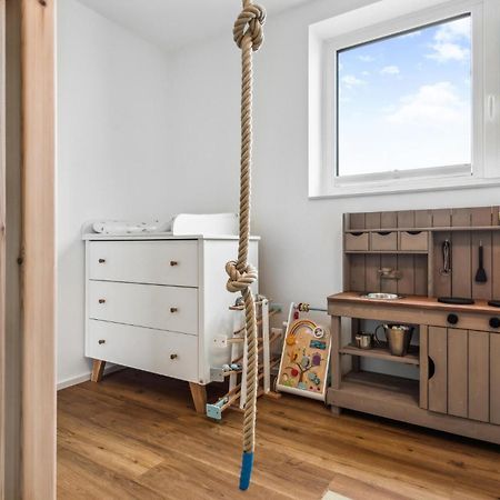 Lovely Home In Lembruch-Duemmer See With Sauna Bagian luar foto