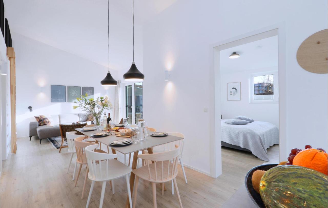 Lovely Home In Lembruch-Duemmer See With Sauna Bagian luar foto